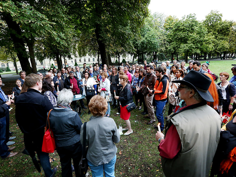 Rassemblement à la mémoire d'Adeline à Genève