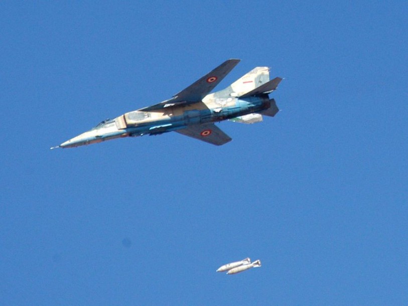 La Syrie intensifie ses raids contre l'EI: au moins 26 morts