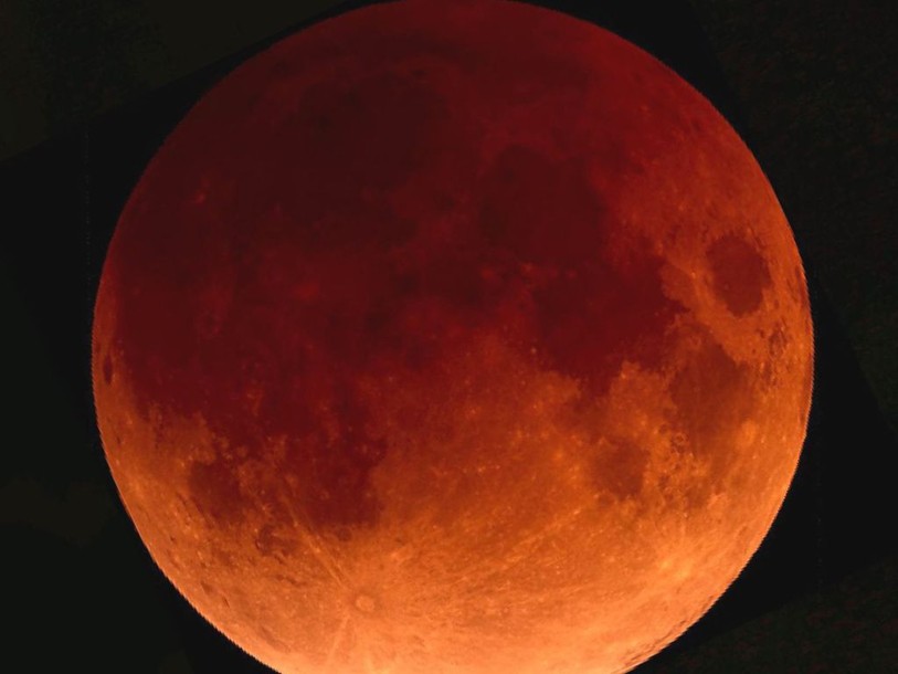 Éclipse lunaire: la lune sera grande et rouge