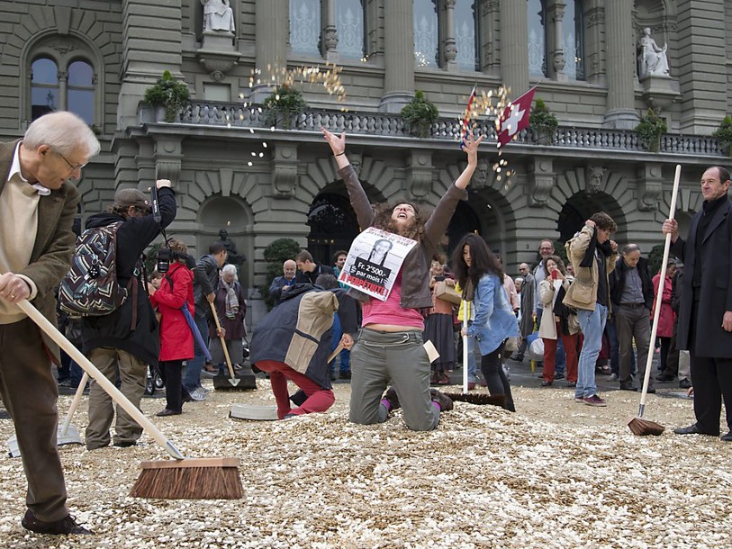 Revenu inconditionnel: le National n'en veut pas
