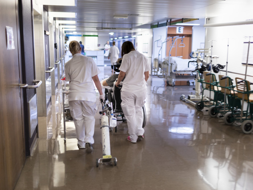 Plus de la moitié des plus de 65 ans ne reçoivent pas de soins