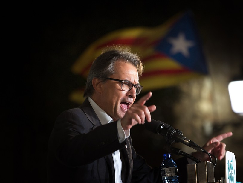 Catalogne: Artur Mas convoqué pour 