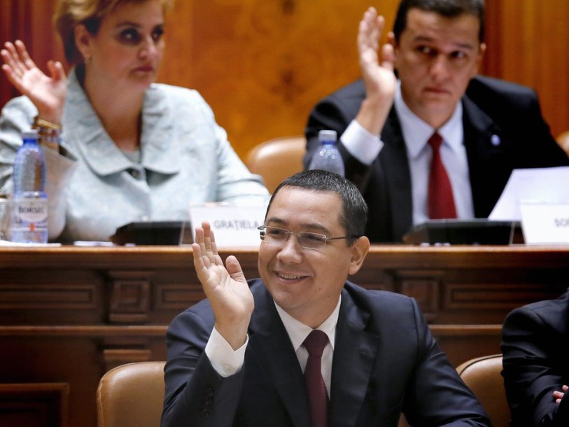 Le Premier ministre Victor Ponta survit à une motion de censure