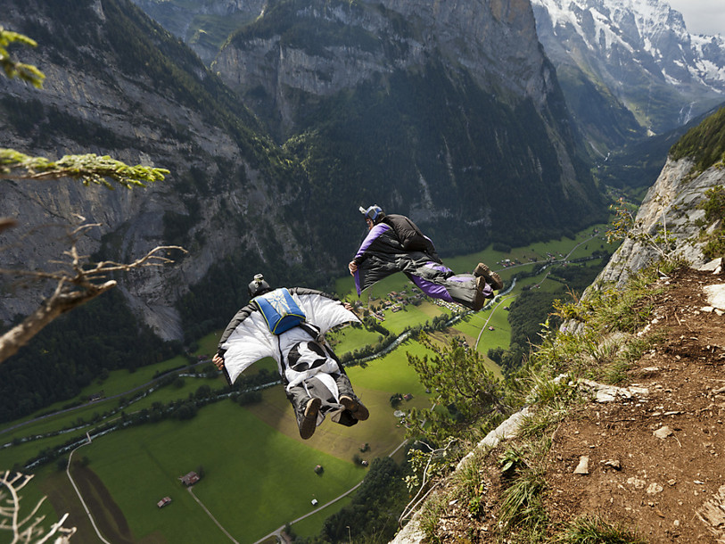 Un Américain se tue en wingsuit dans le canton d'Uri