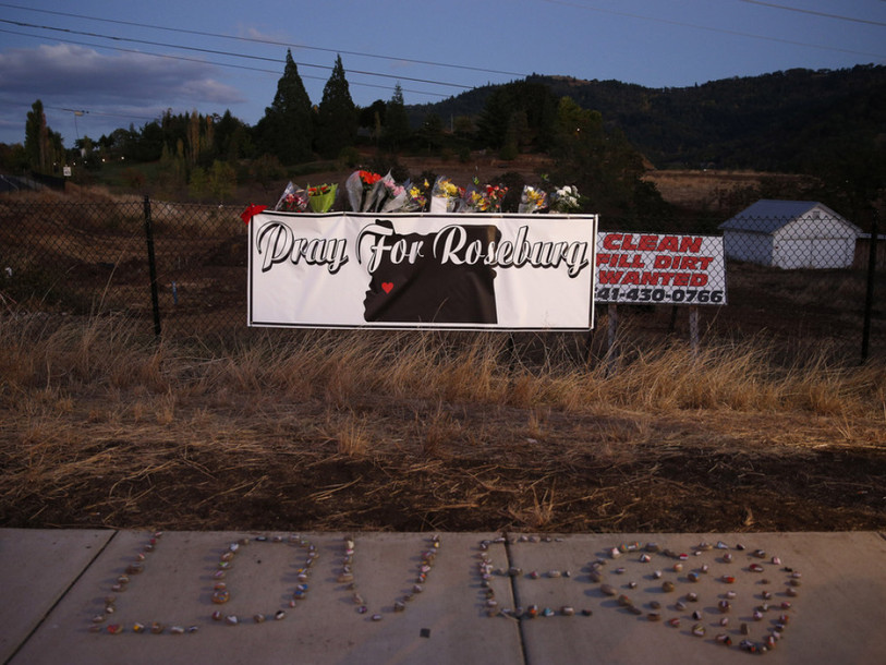 Fusillade en Oregon: tueur taciturne, lourdement armé, motifs flous