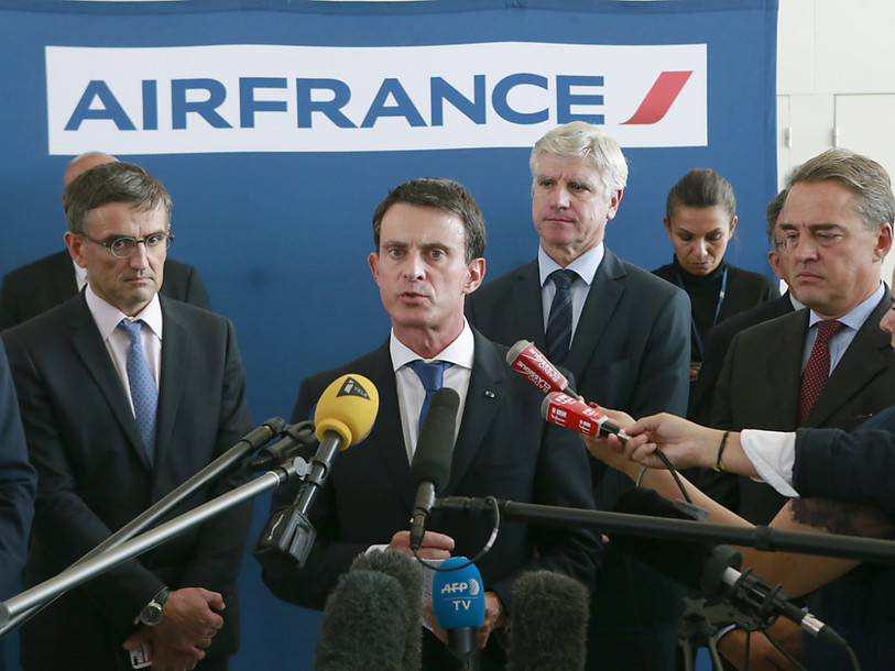Air France: Valls dénonce des 