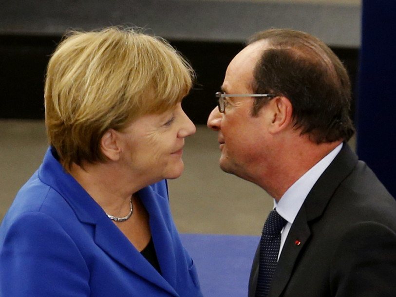 Hollande et Merkel réclament plus d'Europe face aux crises
