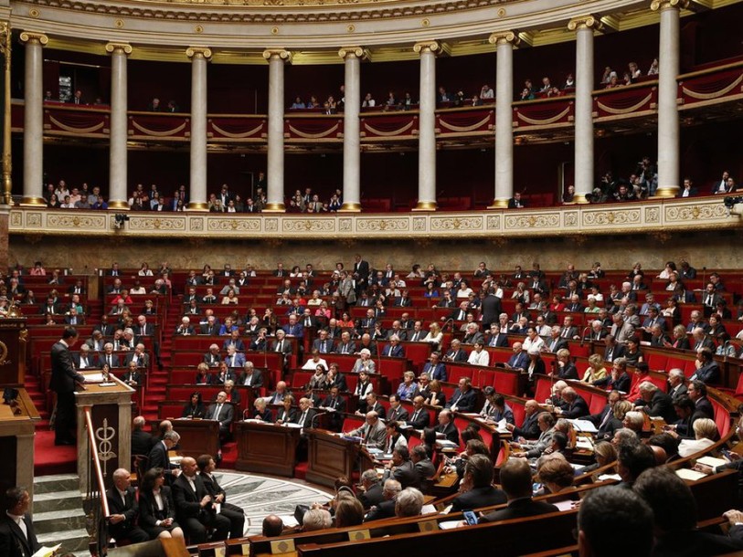 L'Assemblée française vote une baisse d'impôt pour les ménages
