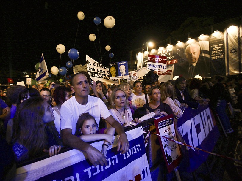 Israël commémore l'assassinat de Rabin, Hébron enterre ses morts