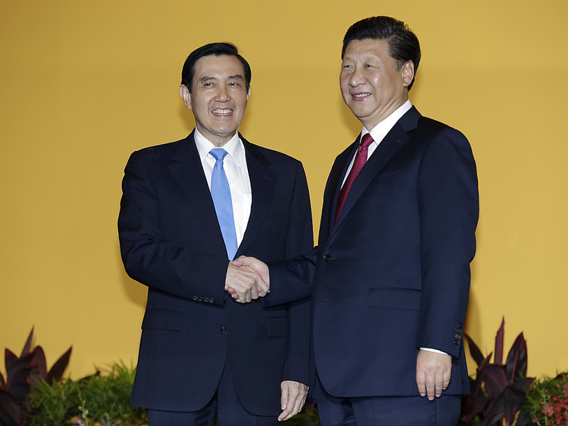 Poignée de main historique entre la Chine et Taïwan