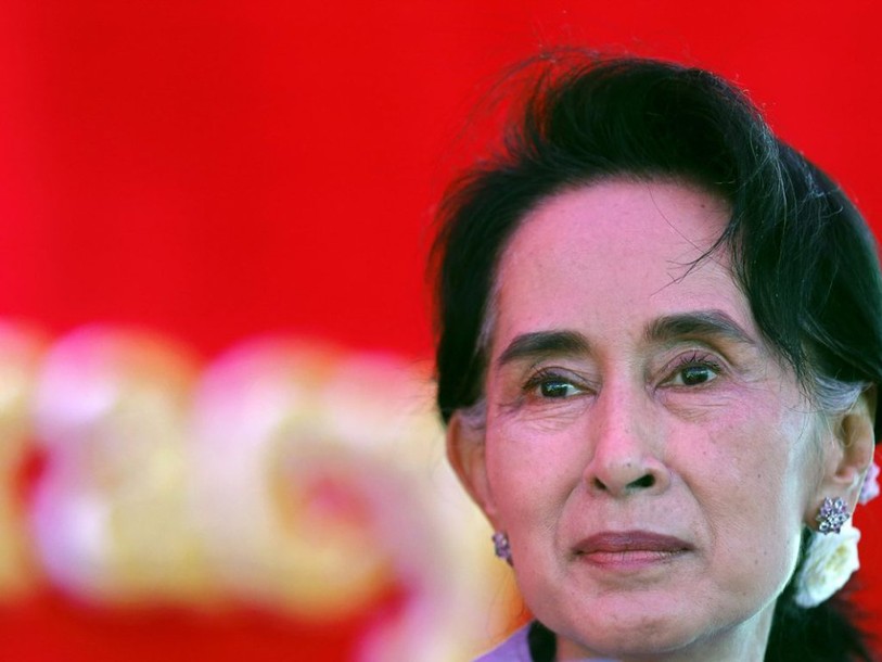 Aung San Suu Kyi demande des pourparlers pour la 