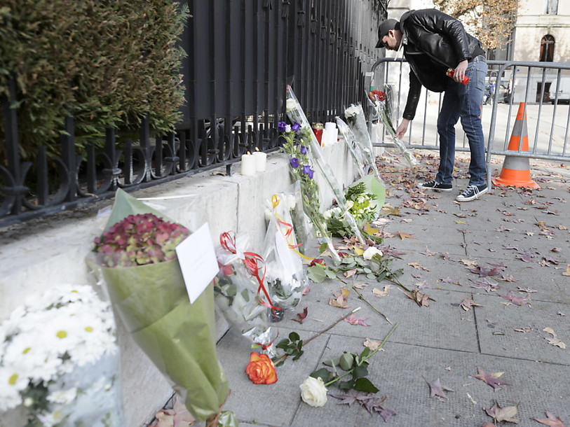 Près de 150 personnes rendent hommage aux victimes à Genève