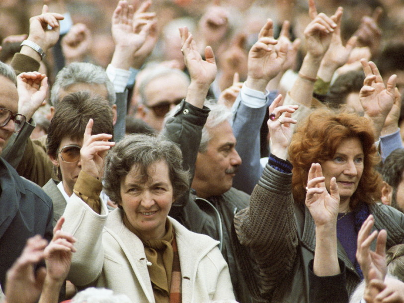 Coup d'oeil dans le rétro: 40 ans d'engagement pour les femmes