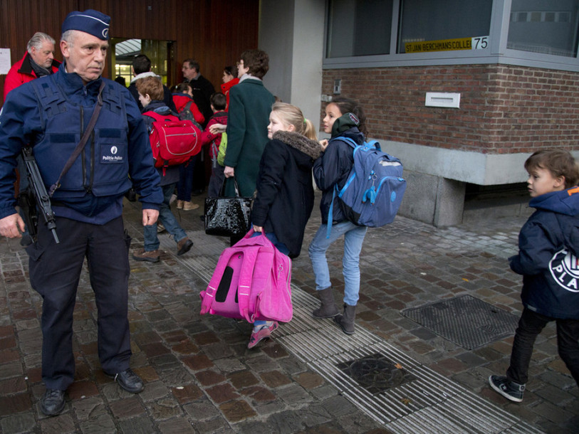 Ecoles rouvertes à Bruxelles mais l'alerte maximale est maintenue