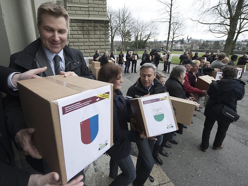 Plus d'étrangers renvoyés si l'initiative UDC est acceptée