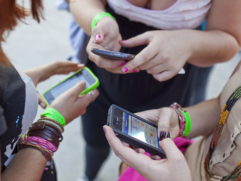 Les médias sociaux en perte de vitesse chez les jeunes