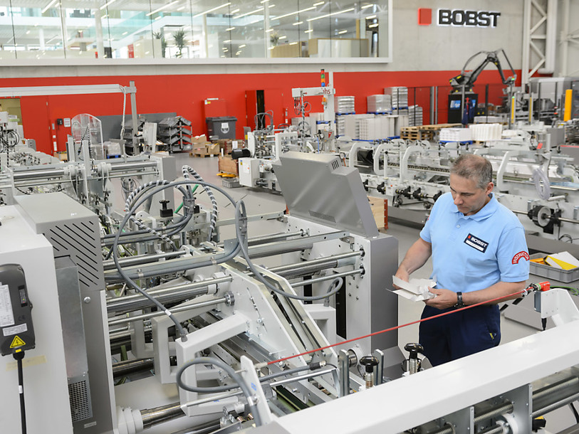 Bobst relève ses prévisions de vente pour 2015