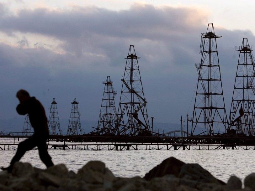 Une plate-forme pétrolière en feu, au moins un mort (présidence)