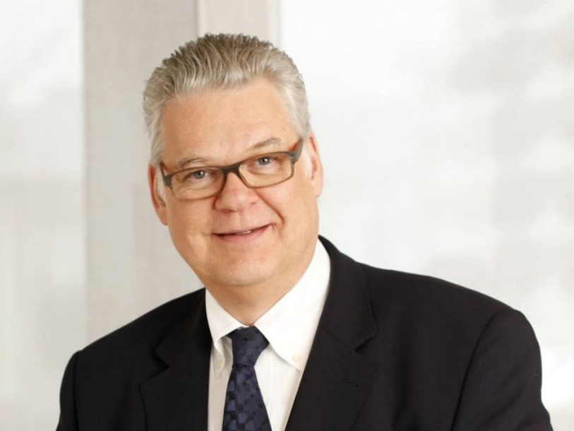 Urs Burkard convaincu du bien-fondé de la vente à Saint-Gobain