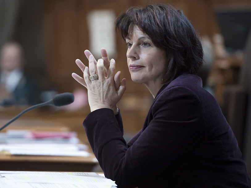 Leuthard pour l'arrêt des soutiens étatiques aux énergies fossiles