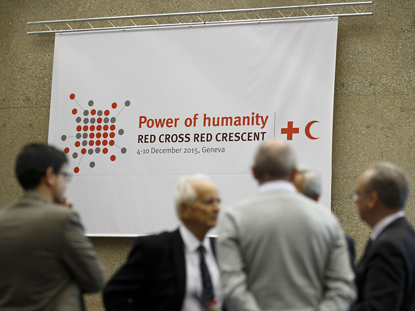Suisse et CICR appellent les Etats à débattre du droit de la guerre