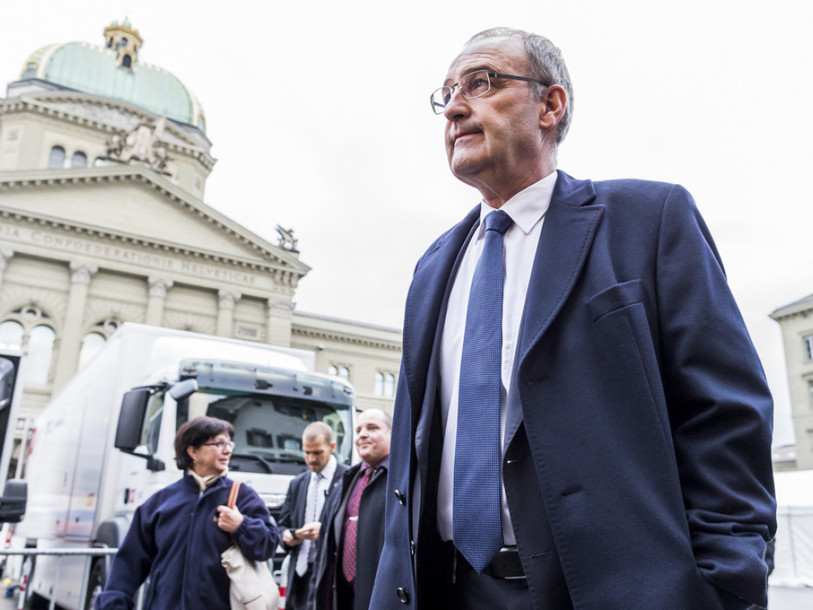 Après l'élection de Guy Parmelin, la presse romande attend de voir