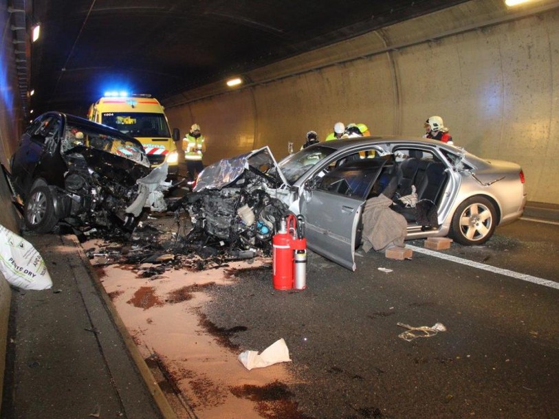 Collision frontale dans un tunnel de l'A16 jurassienne