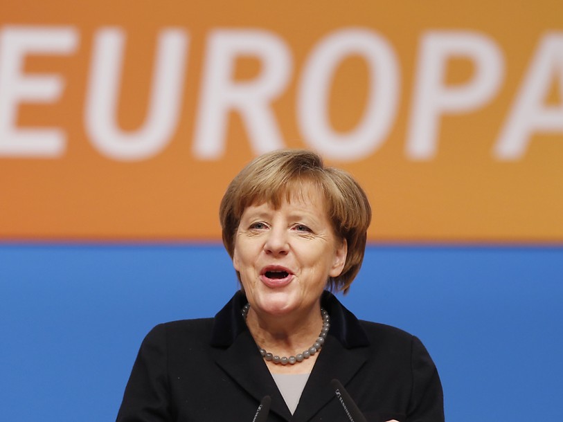 Angela Merkel promet de réduire le flot de réfugiés