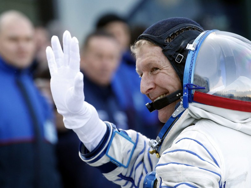 Une capsule Soyouz avec trois hommes à bord s'arrime à l'ISS