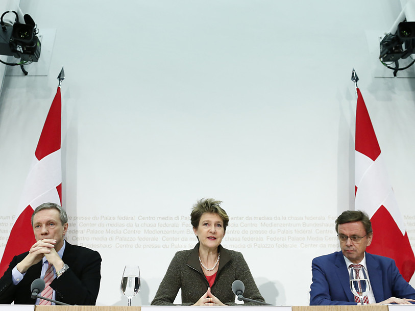 Simonetta Sommaruga lance la campagne contre l'initiative de l'UDC