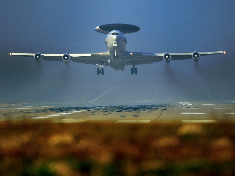 L'Otan va envoyer des avions de surveillance en Turquie
