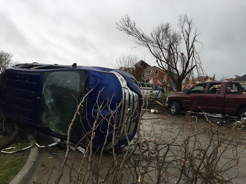 Les tornades et les crues ont fait au moins 43 morts aux Etats-Unis