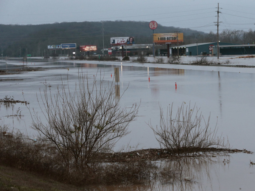 Les intempéries font au moins 13 morts dans le Missouri