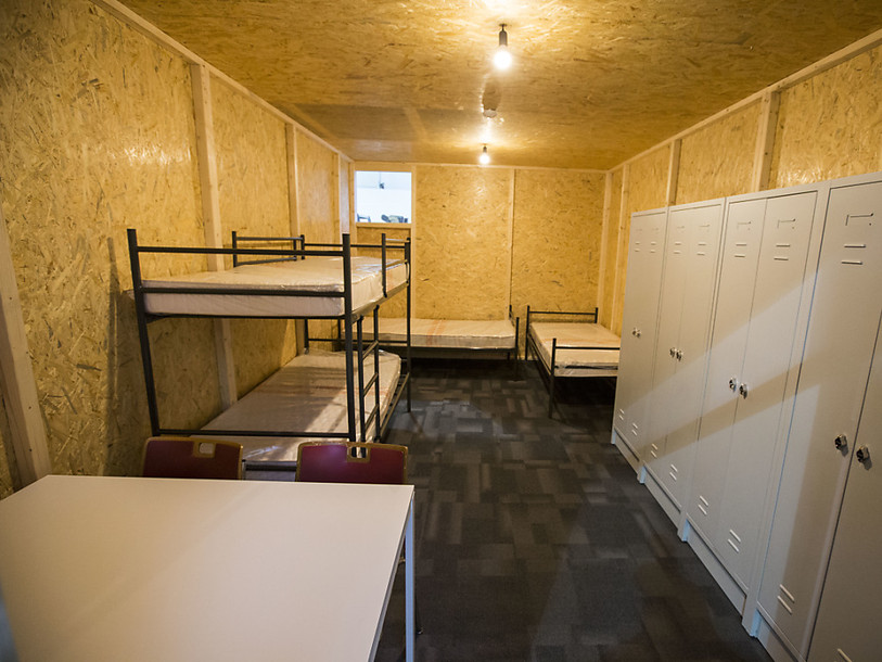 Des cabanes en bois pour loger des réfugiés à Zurich