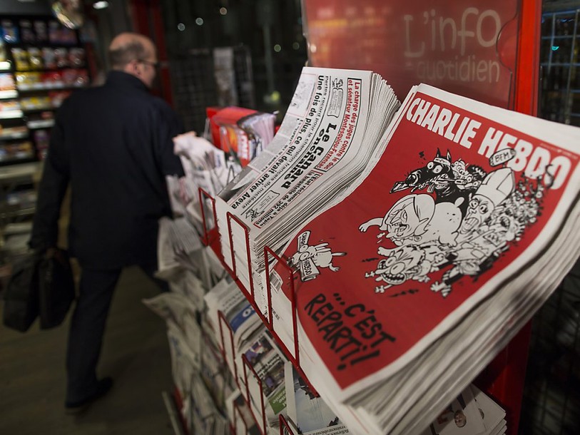Le Vatican juge malhonnête la caricature de Charlie sur Dieu