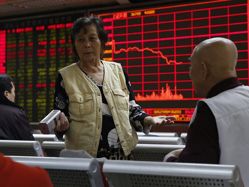 La Bourse de Shanghai dégringole de plus de 5%