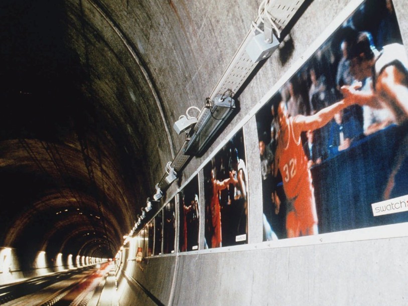 Un Intercity bloqué dans un tunnel près de Berne avec 450 passagers