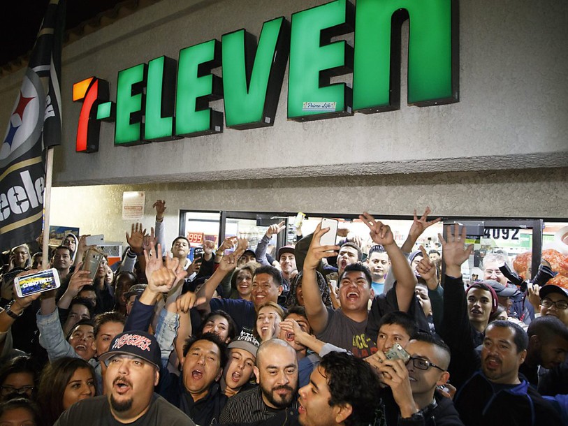 Trois personnes se partageront le jackpot du Powerball