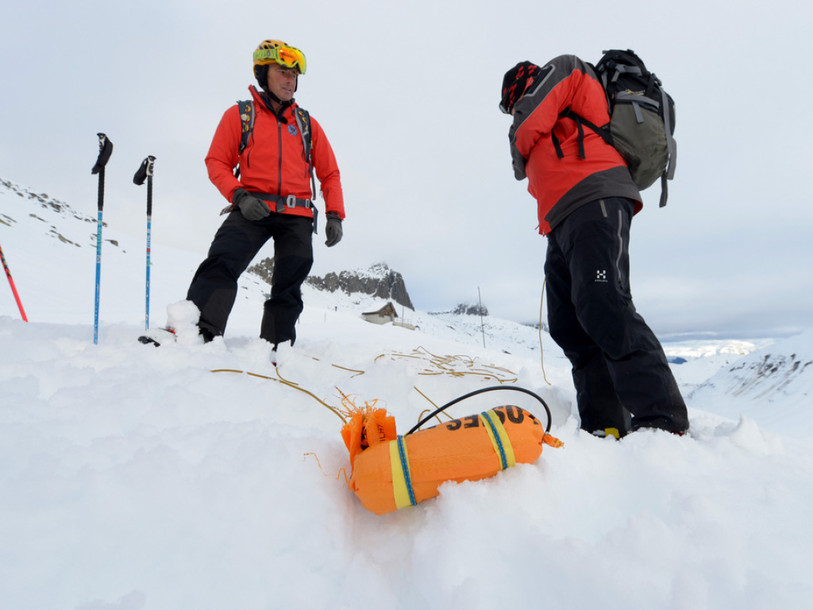 Deux personnes perdent la vie dans une avalanche en Valais