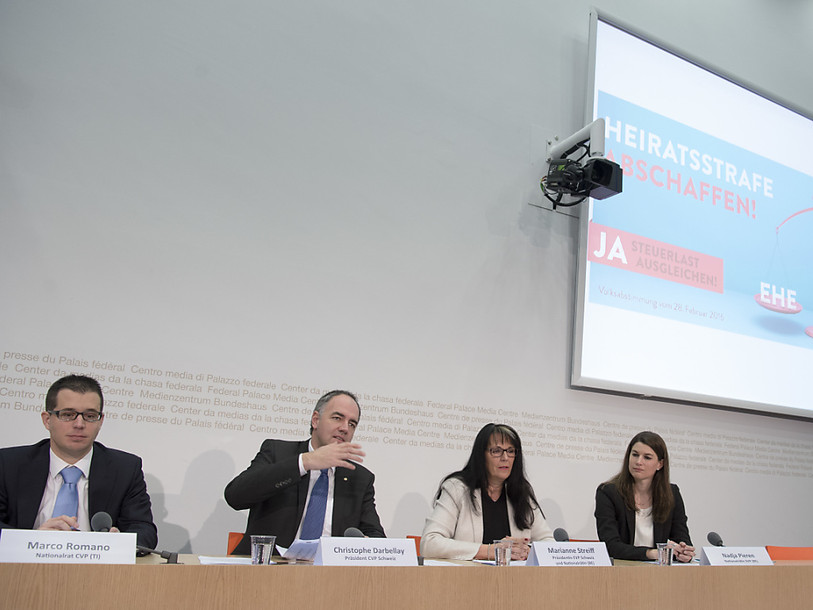 PDC, PEV et UDC lancent la campagne pour l'initiative populaire