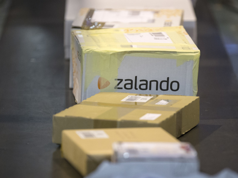 La Poste a distribué 115 millions de colis en 2015