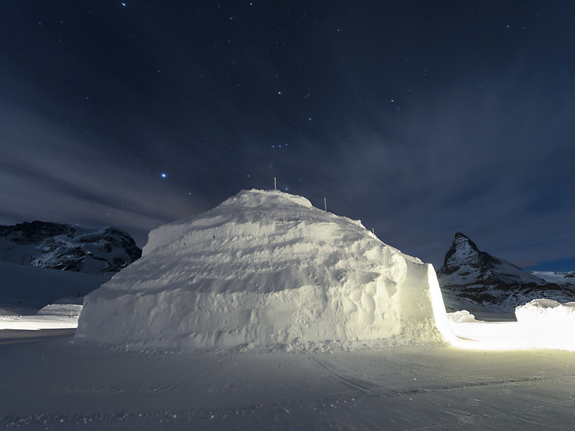 Le plus grand igloo du monde se trouve en Valais