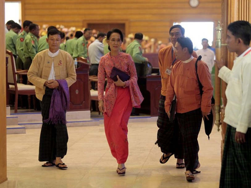Le parti d'Aung San Suu Kyi prend les rênes du Parlement birman