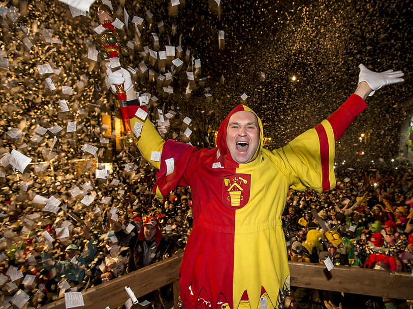 Début des festivités du carnaval à Lucerne et à Soleure