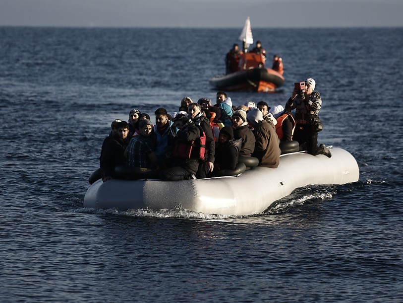 L'OTAN prête à soutenir une opération navale en mer Egée