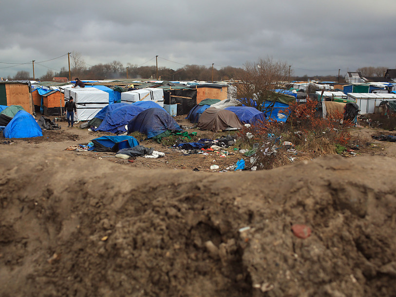 Un millier de migrants de Calais bientôt déplacés