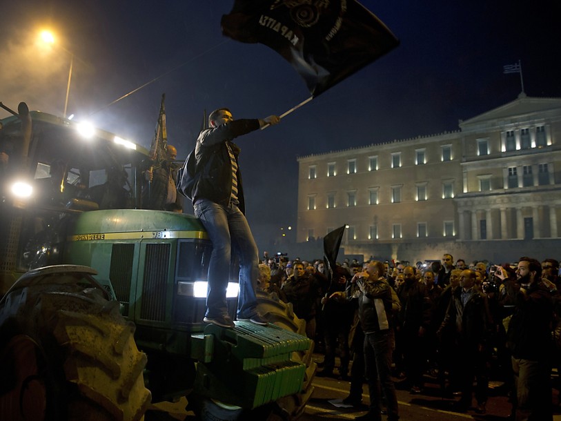 Les agriculteurs grecs protestent contre la réforme des retraites