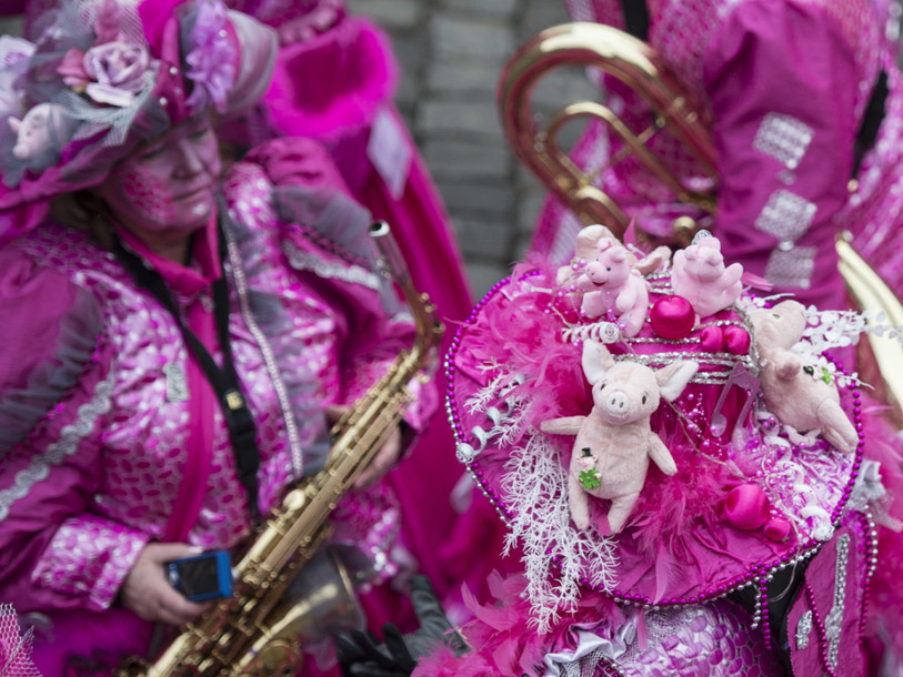Carnaval de Berne: des milliers de personnes ont suivi le défilé