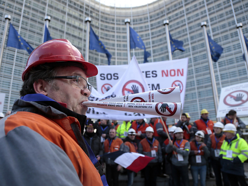 Salariés et patrons de l'acier mobilisés