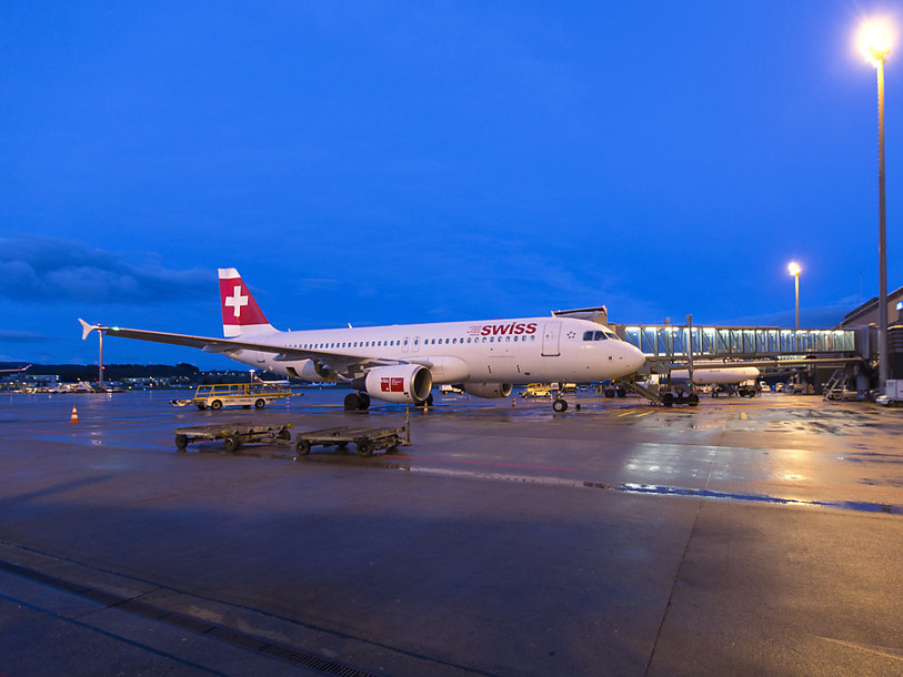 Le Conseil fédéral veut agir contre la saturation des aéroports